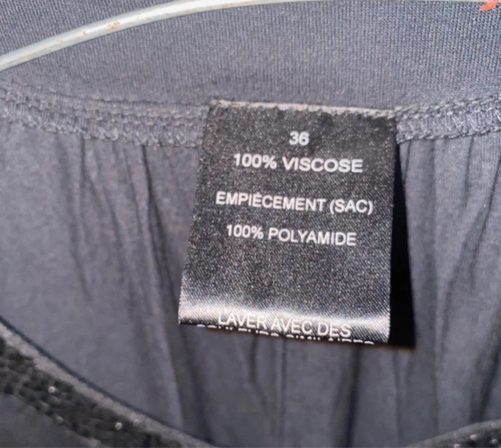 Vestido preto Tamanho 36 / S - Túnica de viscose com mangas de borboleta e lantejoulas – photo 2